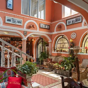 Elia Boutique & Hostel
